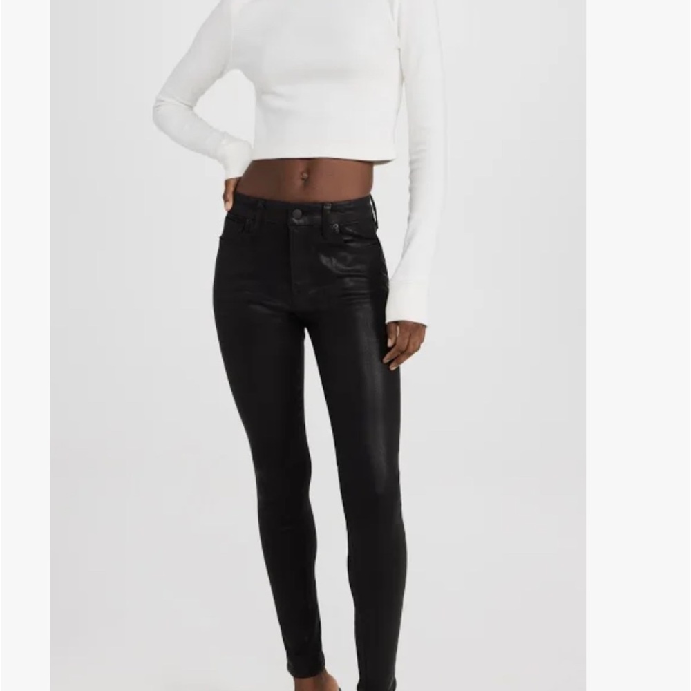 NWT - Women's Black Skinny Jeans